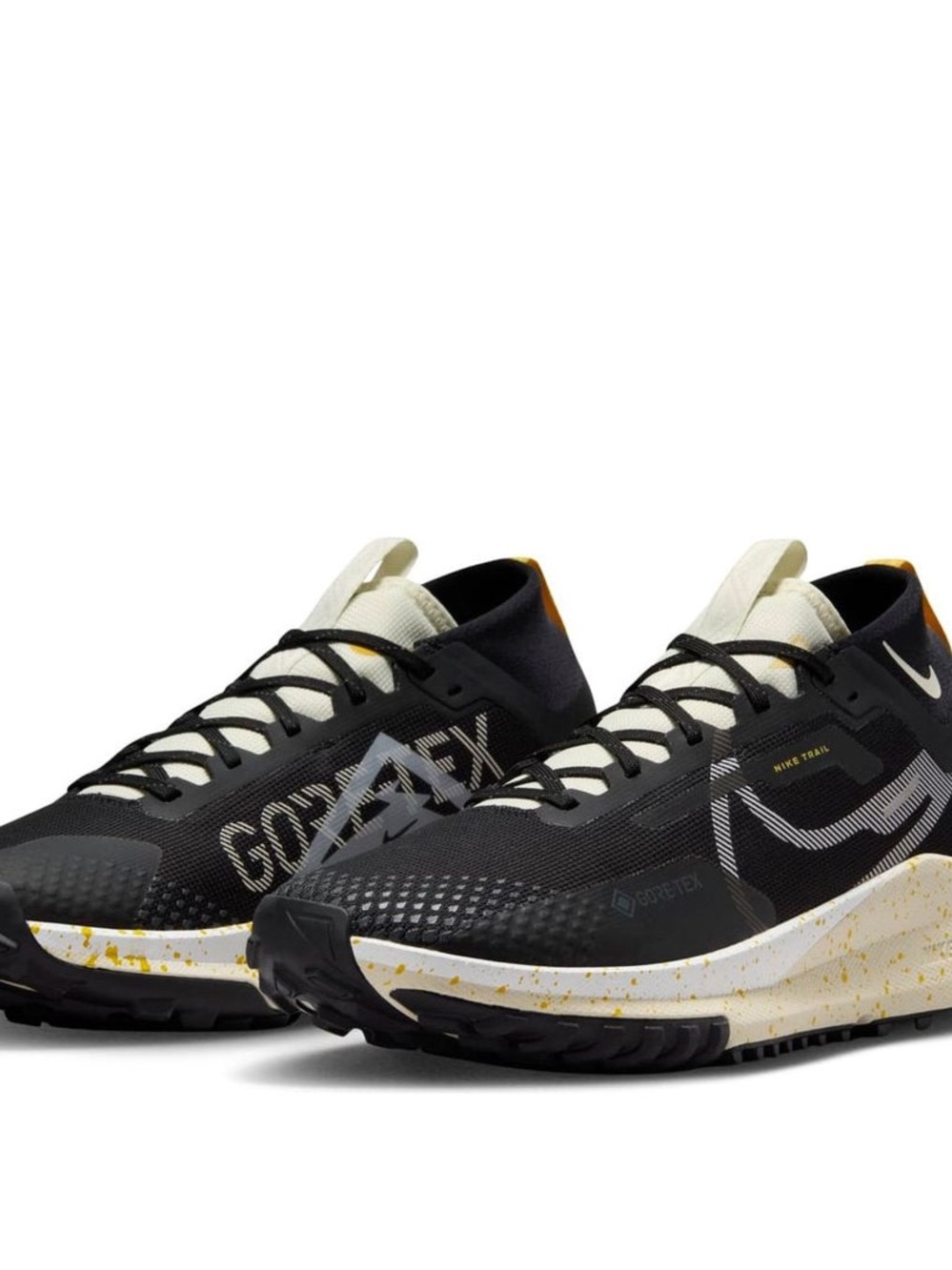 Nike - Pegasus Trail 4 GTX 'Black Coconut Milk'